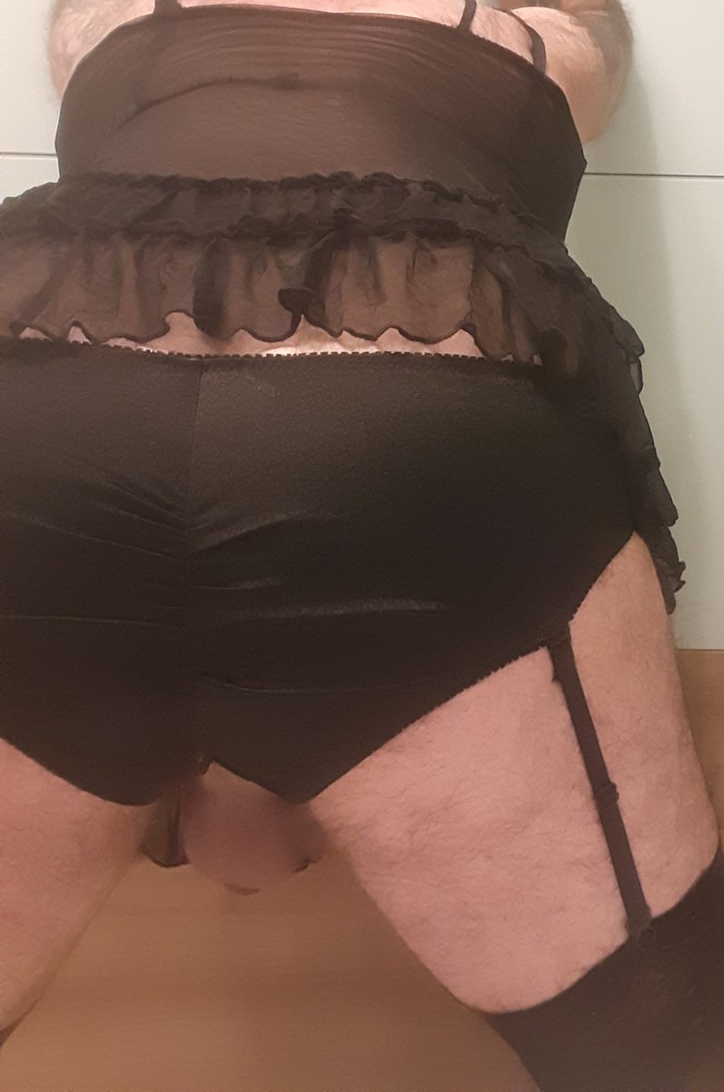 exposedDaddy3's tweet photo. Off to another session  💦💦💦 https://t.co/7vjart8IOd