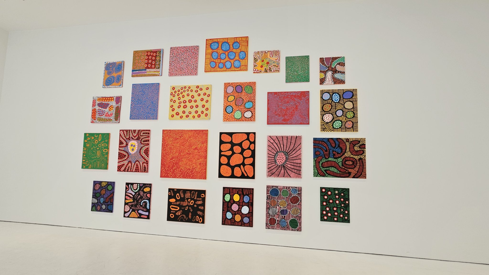 Young Kang⁷💜🌼 on Twitter "Yayoi Kusama exhibit 😍🤩🎃🌸🪷🌺 davidzwirner 