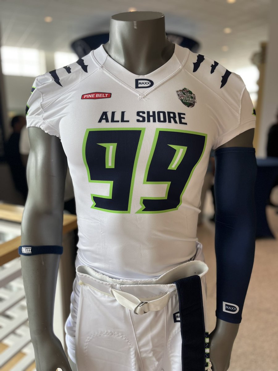 scott_lqd's tweet photo. Here’s a glimpse of the jerseys. Which one do you like better? Comment below 👇 

Ocean or Monmouth

Tickets now available, limited supply don’t miss out. Get yours asap!

@MrGetFlee99 #monmouth #ocean @MUHawksFB @monmouthu @ShoreSports_NJ @Matt_Manley @Bob_Badders https://t.co/xFr5qUnoTn