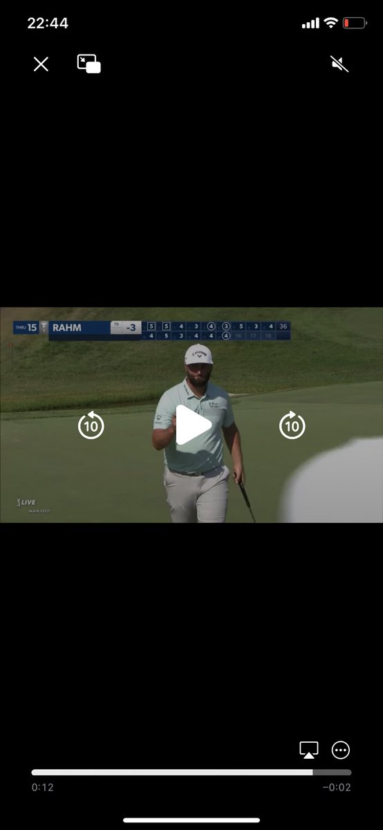91kike14's tweet photo. @MovistarGolf se han equivocado con el video que han puesto en la aplicación Tour Cast. Han puesto el video de la vuelta de ayer. https://t.co/wG7KqJUvVH