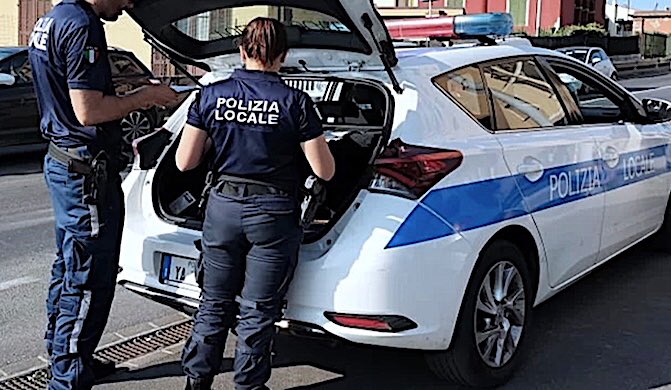 #Polizialocale, #concorso #lavoro #job #work #agenti. Scad. 30/06: adessolavoro.com/2023/06/polizi…