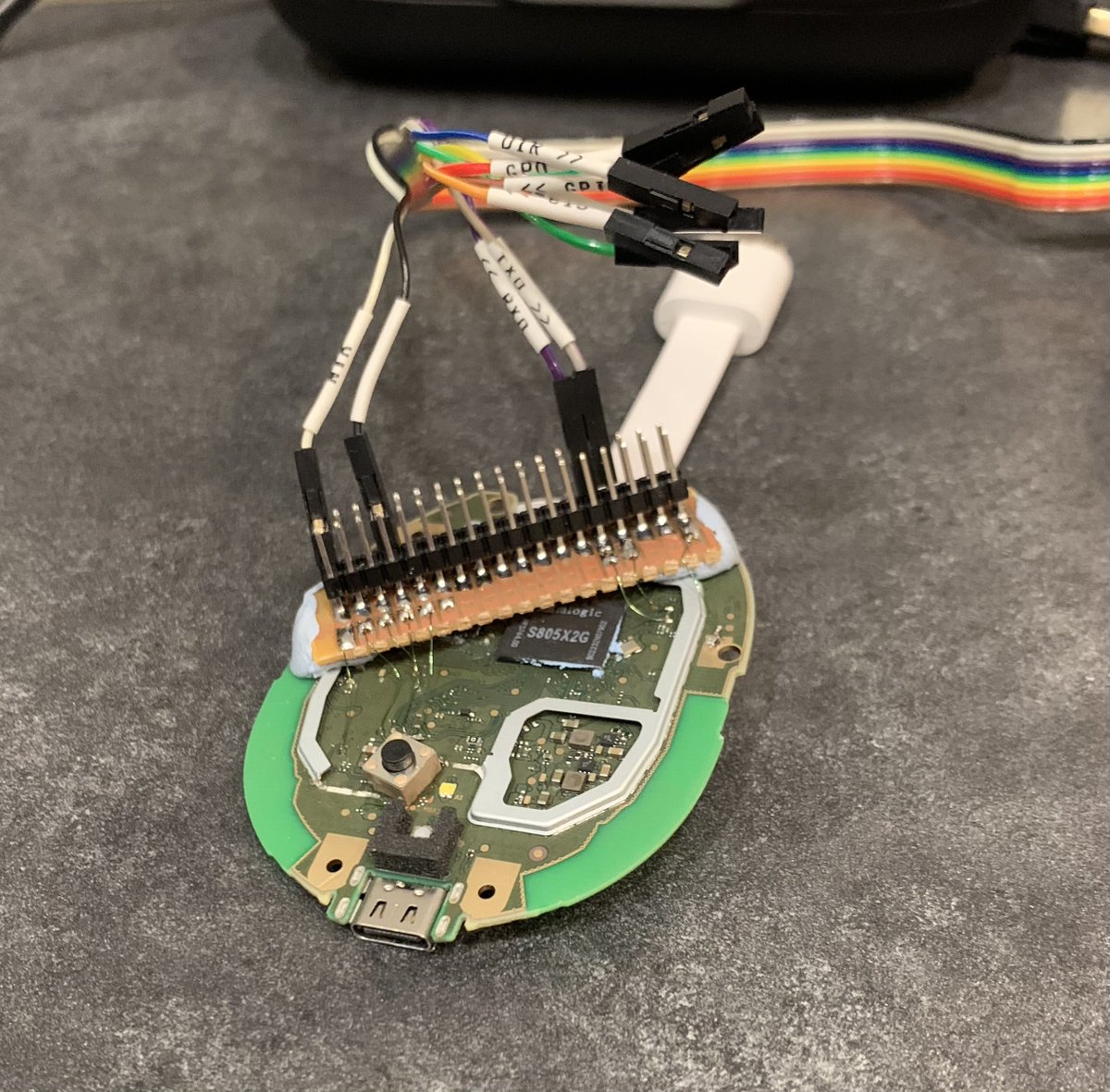 We (@LennertWo, @rqu53 and me) just demonstrated some nice bugs we found in the Google Nest Wifi Pro & Chromecast to the @GoogleVRP team at @hardwear_io