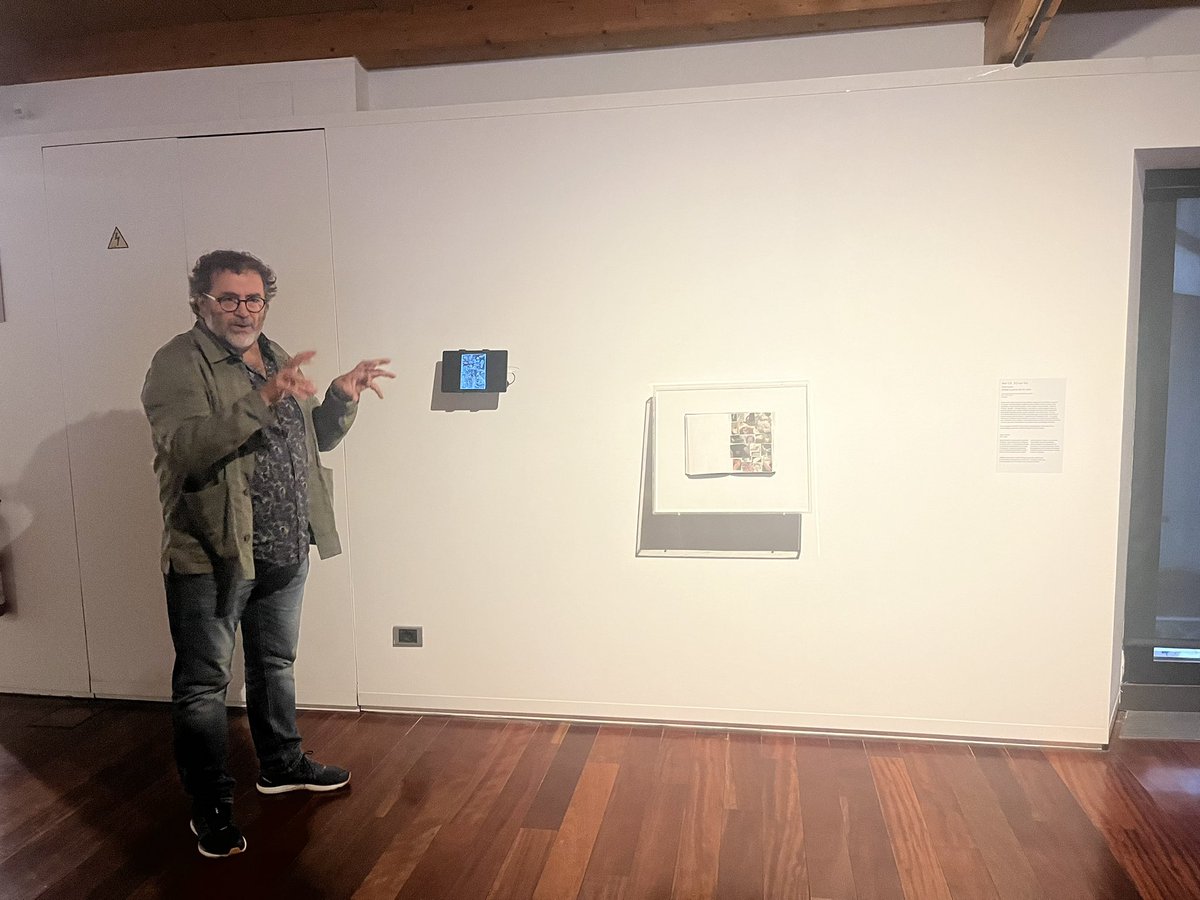 No us la perdeu, de veritat! 🙏🏼Peces del @MuseuNac_Cat dialogant amb obres contemporànies per explicar-nos històries de mans 🖐️ amb l'excel·lent comissariat de l'Alexandra Naudo, l'encàrrec d'@ArtsVisualsODA i la participació de l'@acvic. Fins el 29 d'agost al @museuartpellvic!🔝