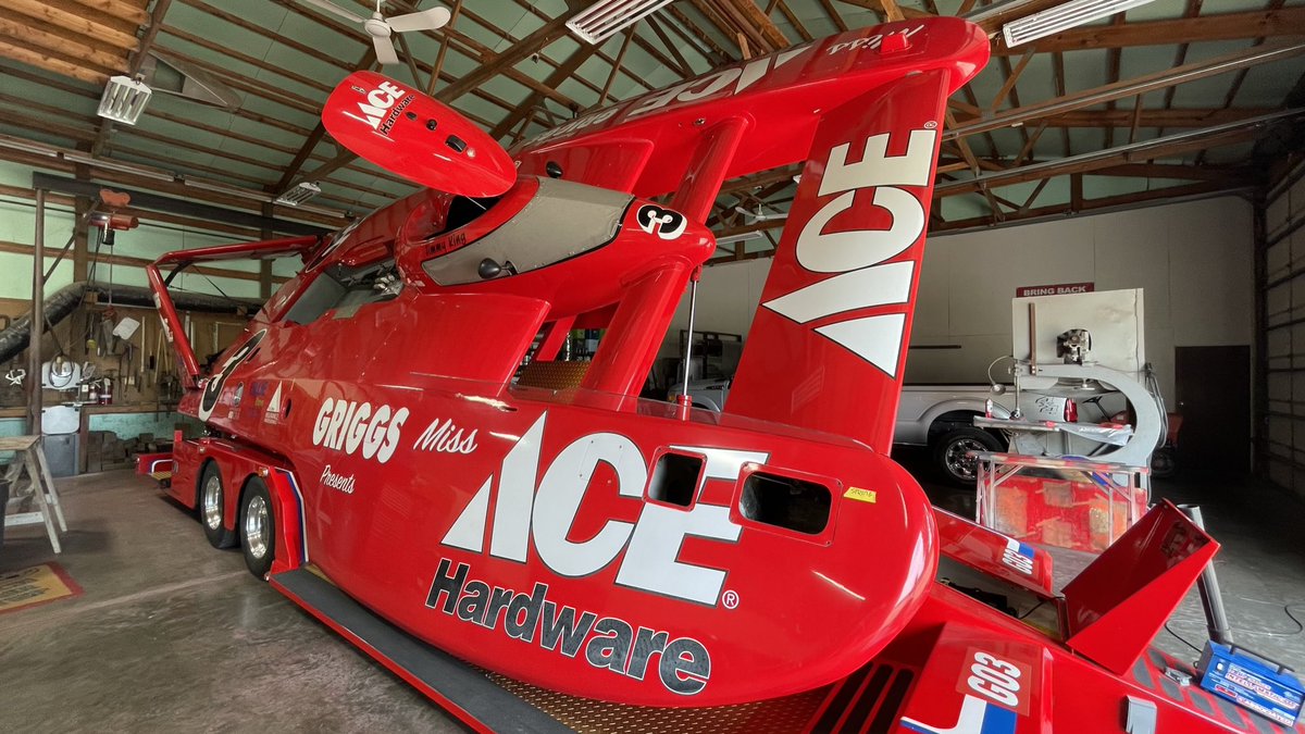 Three week warning until the Turbinator races at the <a href="/GvilleHydroFest/">Guntersville Lake HydroFest</a>.

The Griggs presents Miss Ace Hardware is almost ready to go.