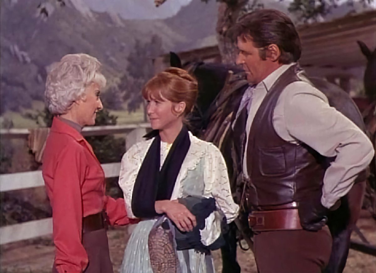 #BarbaraStanwyck as #VictoriaBarkley , #JulieHarris as #JennieHall & #PeterBreck as #NickBarkley in #TheBigValley episode #AStrangerEverywhere 
#DailyCowboy 🤠