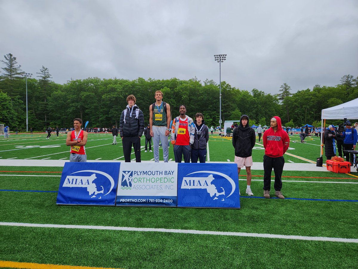Jon Mingacca caps off his stellar senior year with a Massachusetts State title in the high jump, winning with a jump of 6'6"! Jon is the first Feehan athlete to win a state title in the high jump and only the 7th athlete in school history to win a title! #goshamrocks