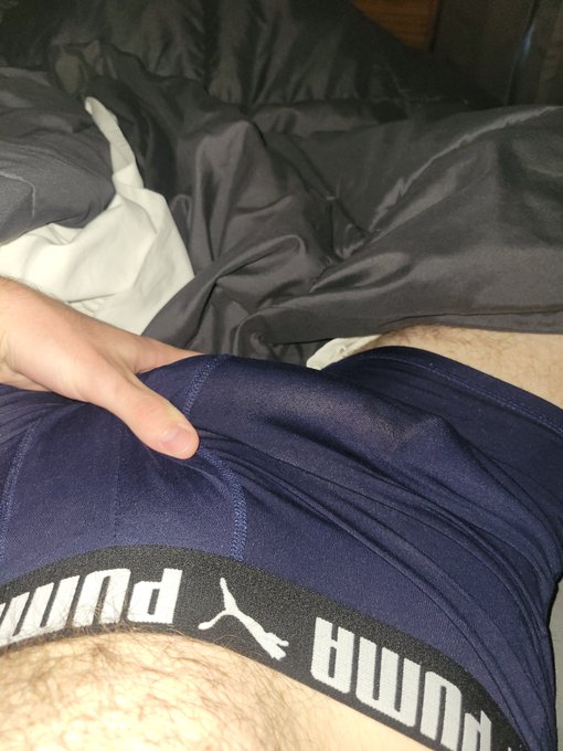 Bulge for days 😈 https://t.co/3jI0kOxztm