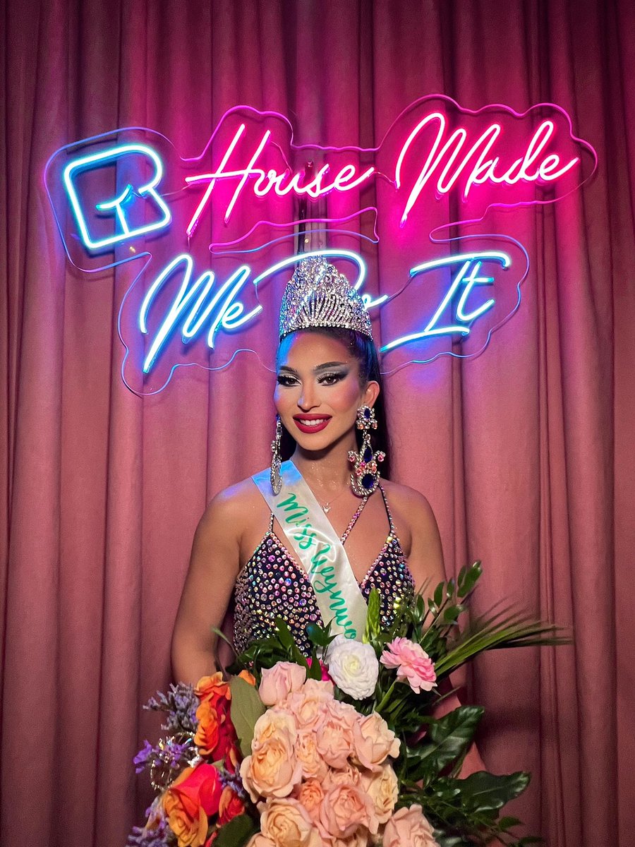 baby’s first pageant (AND WON !!) 🥺👑
💖 i am miss <a href="/WynwoodPride/">Wynwood Pride</a>  2023 💖