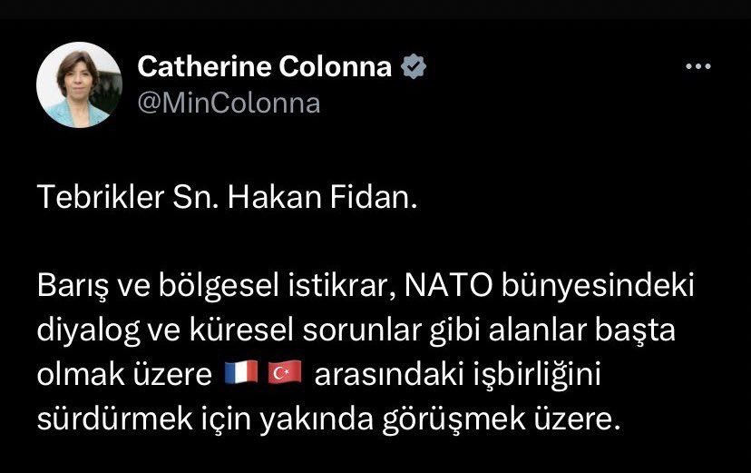 Kurt ininden çıktı, Hasta Osmanlı ayağa kalktı.

Avrupa hizaya gelmeye başladı.

#HakanFidan