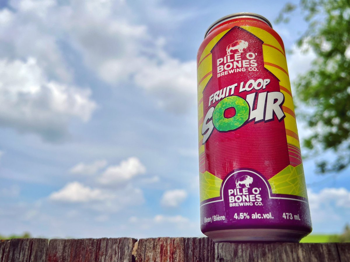 SaskHophead's tweet photo. It’s that kinda day Regina! 27 feels like 32 with storm humidity high- thoroughly enjoying this FANTASTIC sour from @pileobonesbrews #pileobones #yqr #yqrcraftbeer #craftbeer  Cheers! https://t.co/mogSw6a8B9