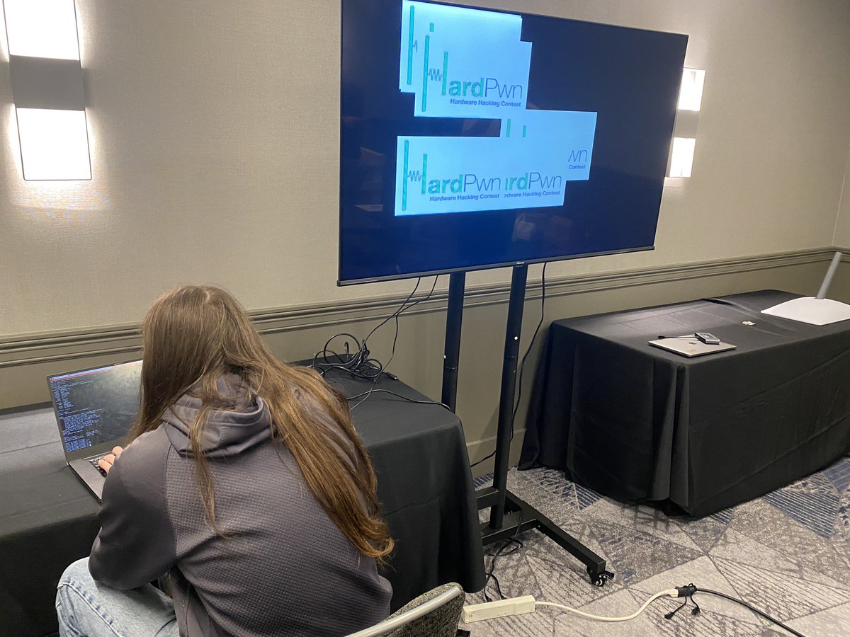 hardwear.io tweet media