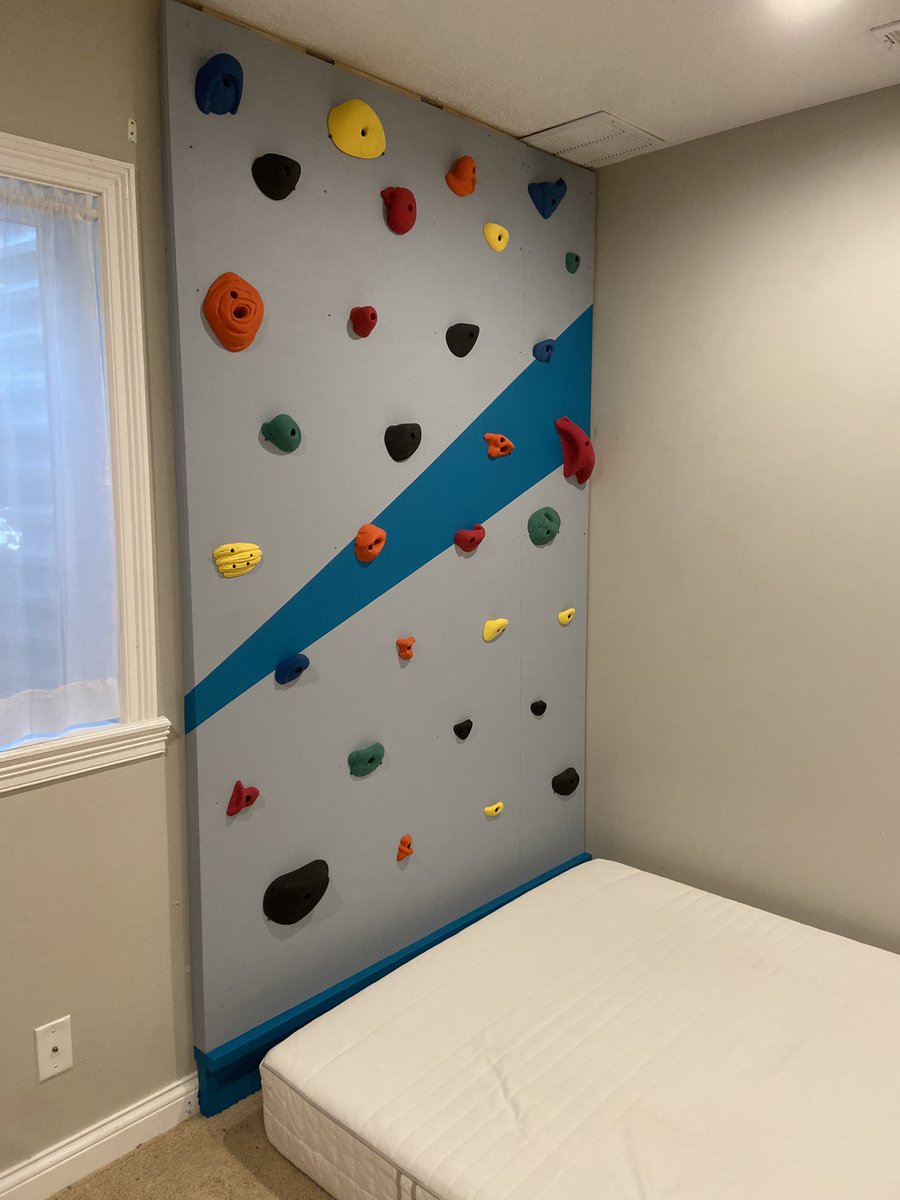 Basement rock wall, stage 1: complete