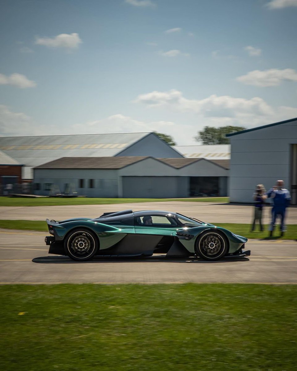 2023 Aston Martin Valkyrie! 
#astonmartin #astonmartinvalkyrie 
Supercar Fest Petrolheadonism.Club
#amazingcars247 #carswithoutlimits #supercarsoflondon #supercarspotting #carspotting #carspotter #supercarlifestyle #carphotography #carphotographer #carphotographers