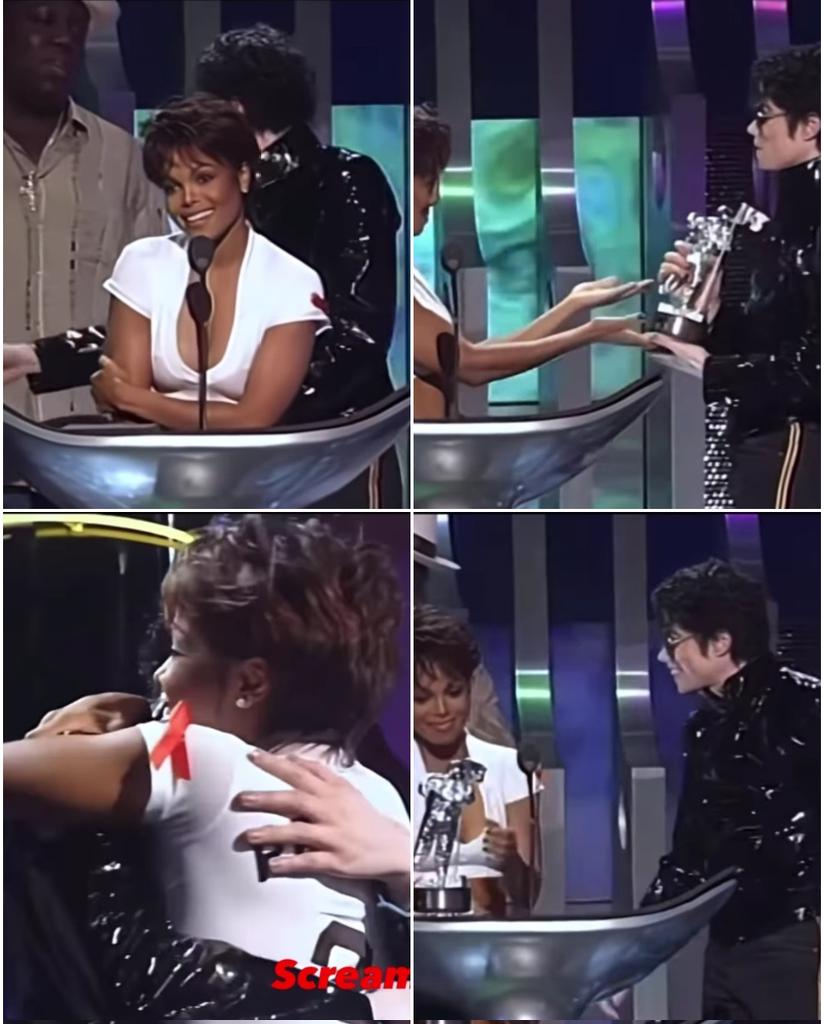 📸 Michael and Janet Jackson win the Award for ' Best pop video', VMA's 1995
#MichaelJackson