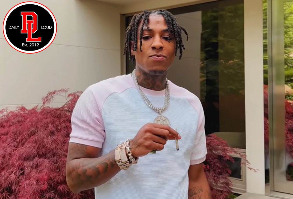 Daily Loud tweet media