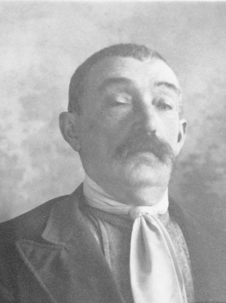 UnRefugioEnArg2's tweet photo. En honor a los inmigrantes italianos, y particularmente a Antonio Ghiglione, de #entracque quien migra con su familia luego de servir 11 aรฑos en el #esercitoitaliano hasta el #risorgimento
#3giugno Buona giornata a tutti
Un refugio en Argentina recuerda a los inmigrantes https://t.co/RDZ3MqVCxq