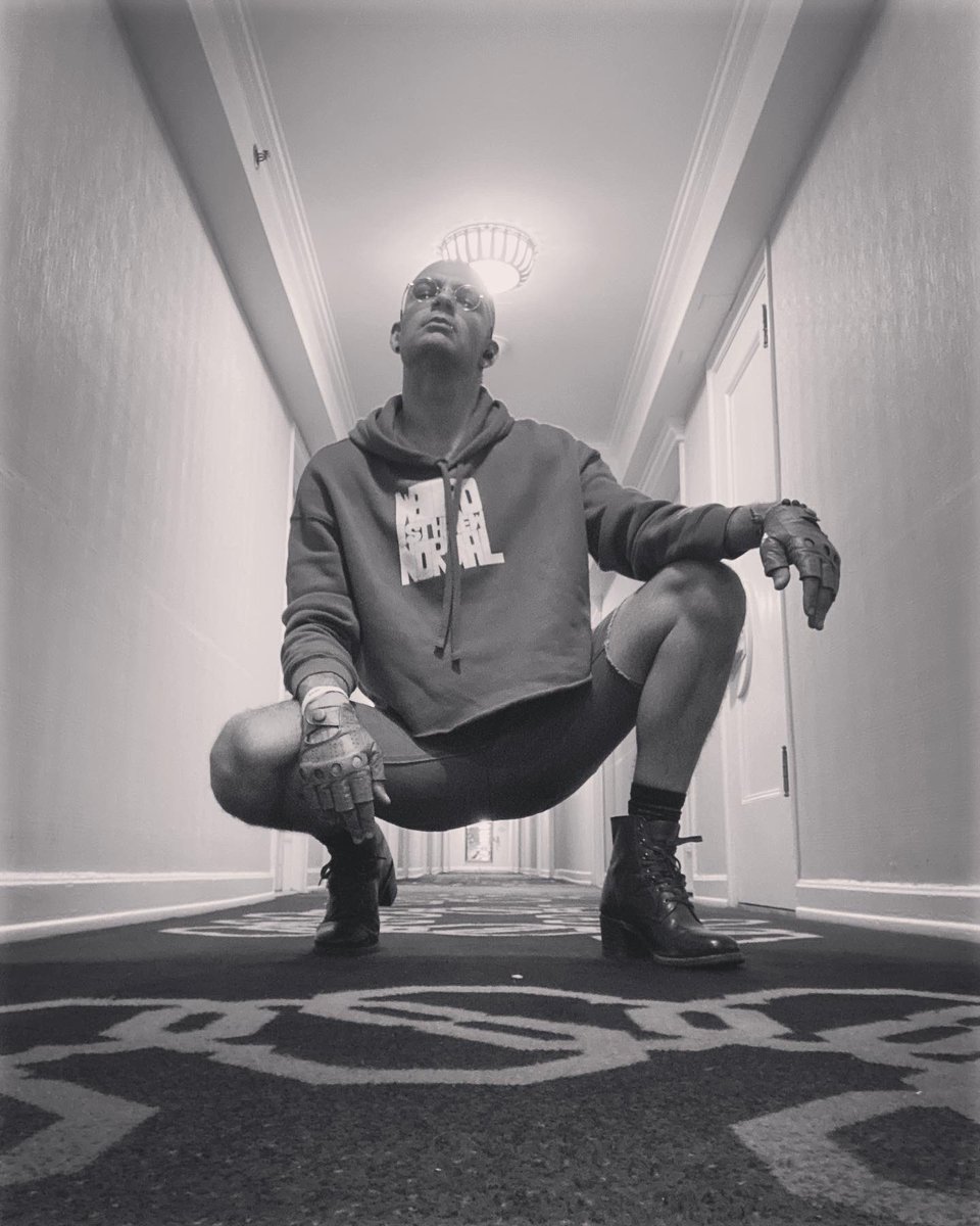 unitybyjabril's tweet photo. don’t talk back, talk smack 💋🖕🏼
#WeirdIsTheNewNormal #fashion
https://t.co/nB4jQAD4FI https://t.co/CYtFFhYWx1