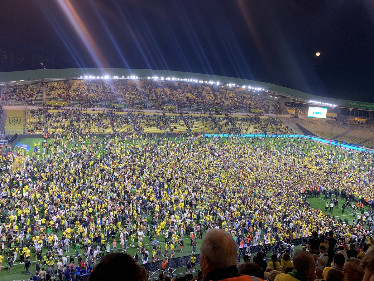 Wow ! On se maintient en ligue 1 -#FCNantes