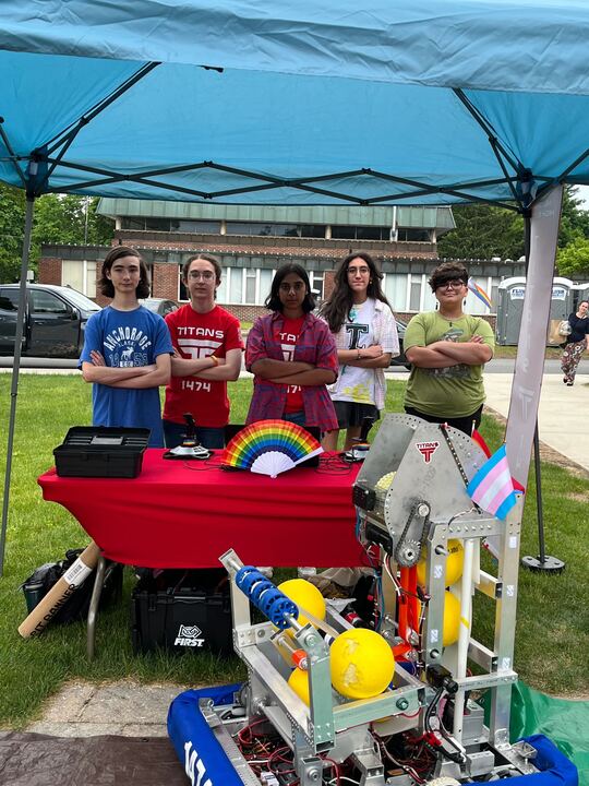 So happy to have the honor of attending the #tewksburyma pride rally!📷
#omgrobots #wearene #nefirst #FRC #firstrobotics #pridemonth