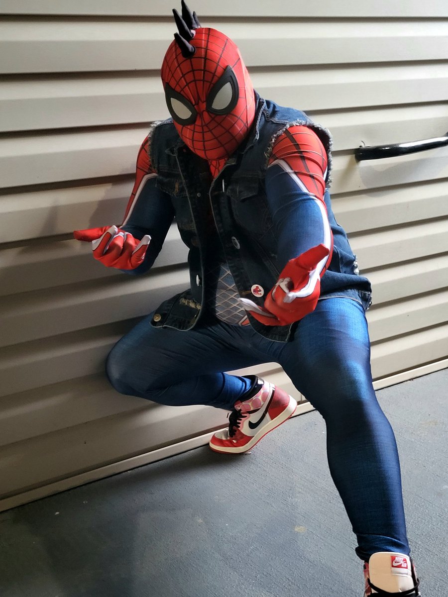 lcgeter's tweet photo. @Break111710 @Break111710 
I'm rocking the new Air Jordan one Spider-Man's with the cosplay spider pump outfit on check it out BTW The movie was was great I give it an A+ https://t.co/At0Xk445ll