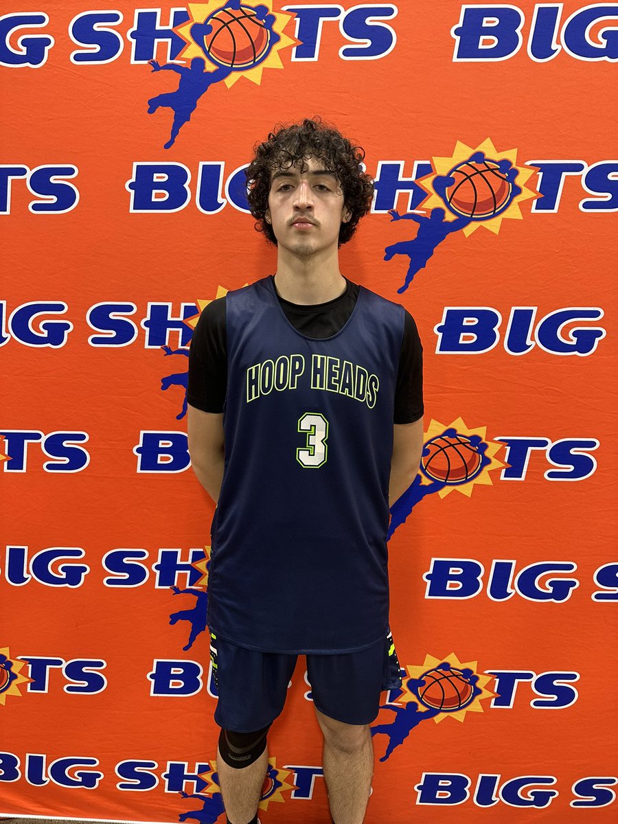BigShotsGlobal's tweet photo. #BIGSHOTS #PhillyFinal

17U Gold

Hoop Heads 63
Landon Calabrese 25pts (MVP)
Tyler Donato 19pts 

Jersey Shore Predators 62
Daniel Yarus 17pts 
J. Santucci 11pts https://t.co/Fhjpmw2Hun