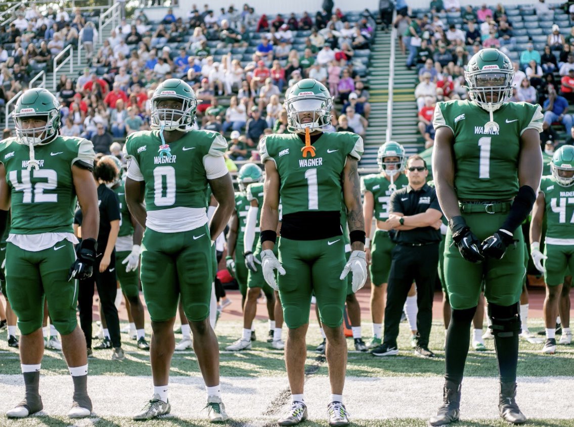 After a GREAT phone call with <a href="/Coach_Riccio/">Anthony Riccio</a> I’m honored to have received an offer from Wagner University!!! #GoSeahawks <a href="/CoachTieri/">Augie Tieri</a> <a href="/Wagner_Football/">Wagner College Football</a> <a href="/Coach_Riccio/">Anthony Riccio</a> #AGTG🙏🏽