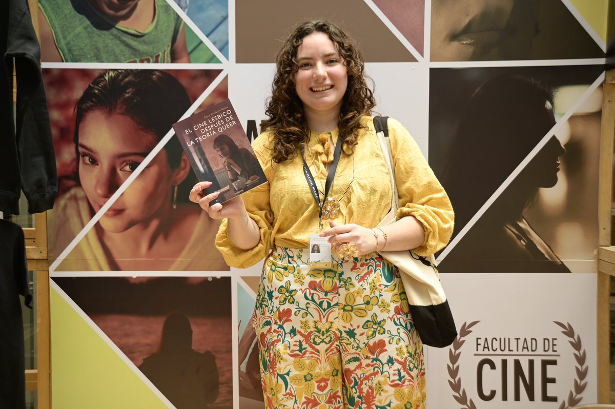facultaddecine's tweet photo. ¡Ya estamos presentes en el @FICGoficial! 🎬👏✨

Entre las actividades del #FICG38, estaremos en la Industria FICG, ven a conocernos 👁️ del 3 al 9 de junio y forma parte de las y los #NuevosCineastas de #México. 🇲🇽 https://t.co/C1BLVi5yng