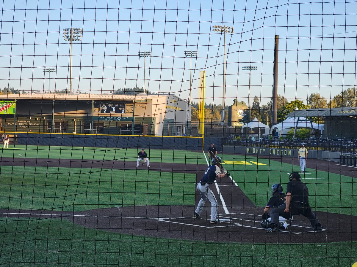 After 4, Braves lead 2-0. In bottom of 4 Cascade Christian had a runner on 2nd, but Braves finish the inning with a double play. Go Braves!