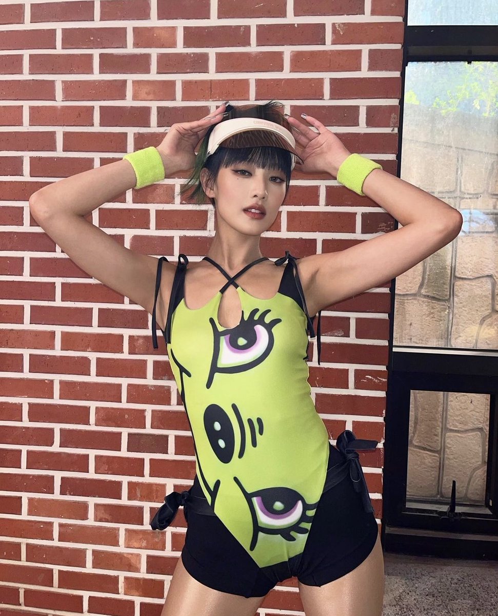 daifukumiko's tweet photo. Working out because we didn’t work out. #GMsendtoall https://t.co/ejYw5gfJBU