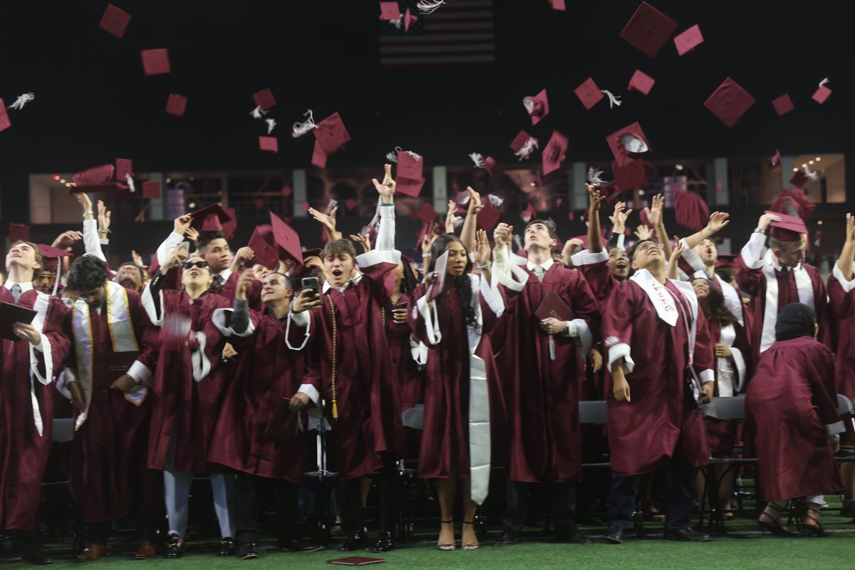 Plano_Schools's tweet photo. "It's a great day to be a Wildcat!"
Hats off to the @PSHSWildcats c/o 2023! We're grateful for the legacy you built and wish you the very best in your next chapter! 
#BelievePlanoISD #PlanoISDClassof2023 https://t.co/DVt3NMbtf4