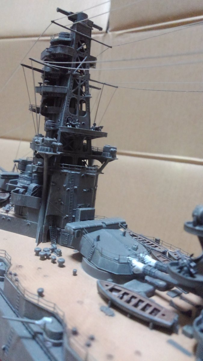 「#四十路モデラー大集合 タグで近い年代の皆さんの作品を見ていると、こう……。 自」|多足のイラスト