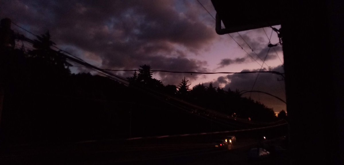dal_zeth22's tweet photo. En los atardeceres más bonitos es donde yo te quiero encontrar... https://t.co/n5GUElYERP