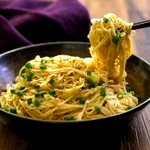 味噌だれによる味付けがすごくよく合いそう!これからの季節にぴったりそうな「素麺」レシピ!