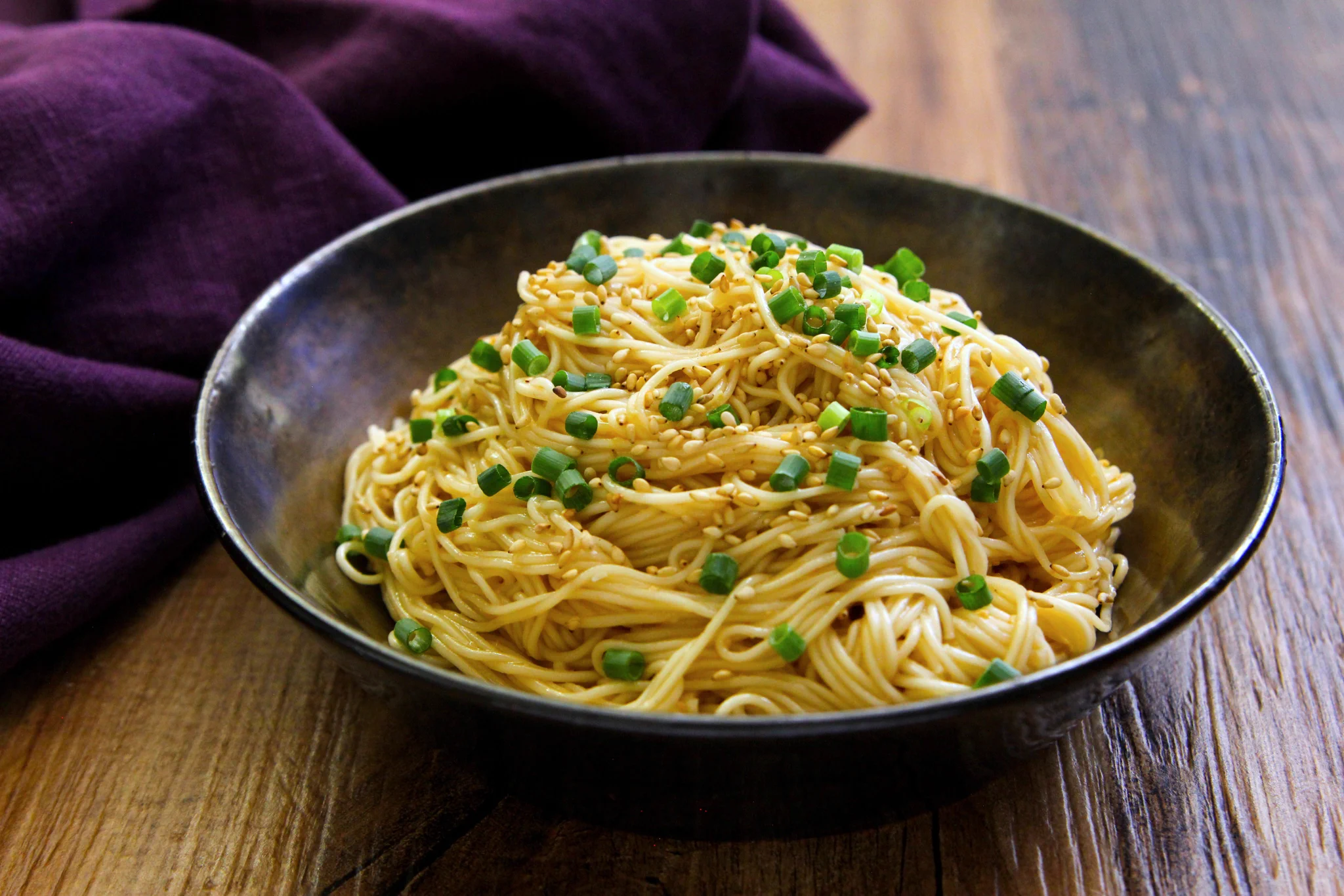 味噌だれによる味付けがすごくよく合いそう！これからの季節にぴったりそうな「素麺」レシピ！