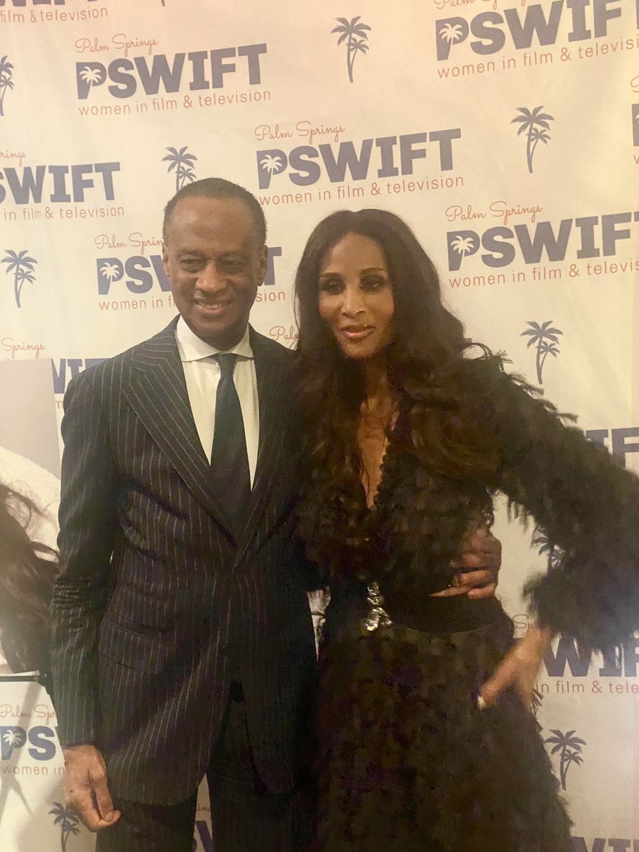 Congratulations to @beverlyjohnson1 for a fascinating. entertaining and moving performance with her “In Vogue” stage show. #PalmSprings @PalmSpringsWIFT