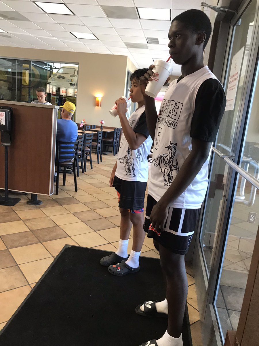 DHHempire's tweet photo. Midday break at one of our favorite places! @ChickfilA 

#dhhempire #empire #darkhorse #basketball #youthorganization https://t.co/LQaxfDs8Ql
