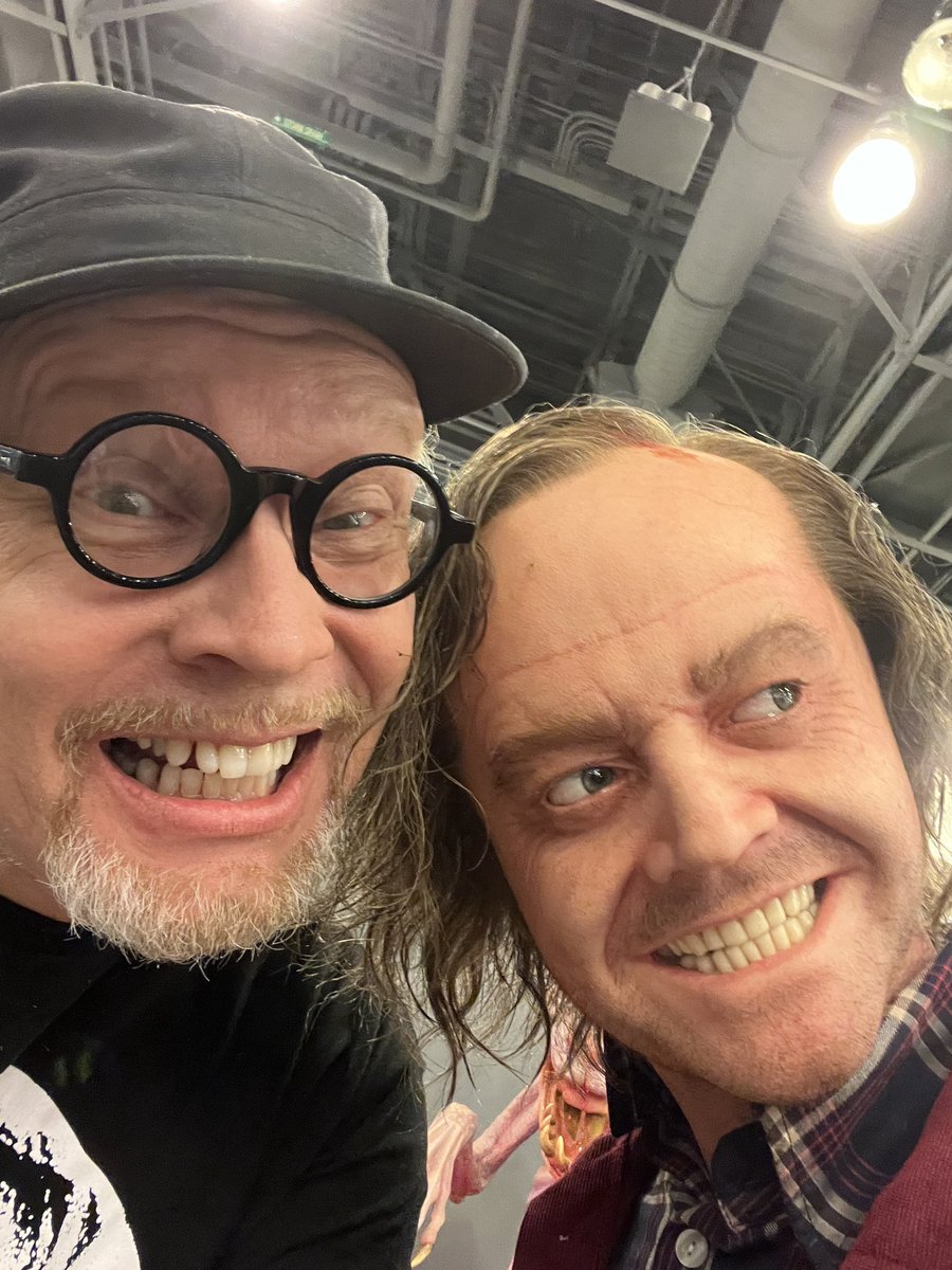 MMMutant's tweet image. Fun at Monsterpalooza!