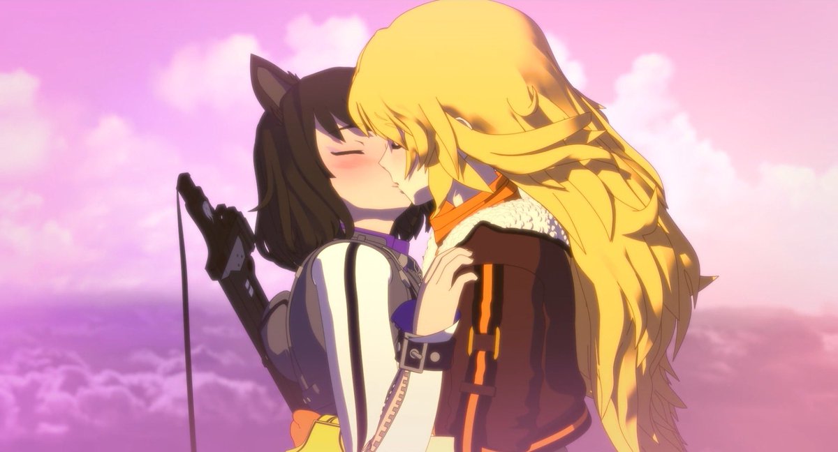 Finally peace and quiet 😌
Anyway I need some bumbleby palette cleansers