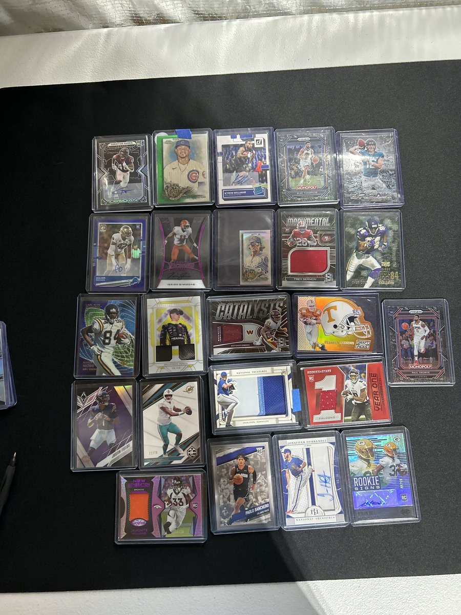 castlecardbreak's tweet photo. $5/Each PWE 2 for $8 https://t.co/Pt8AXHbp4O