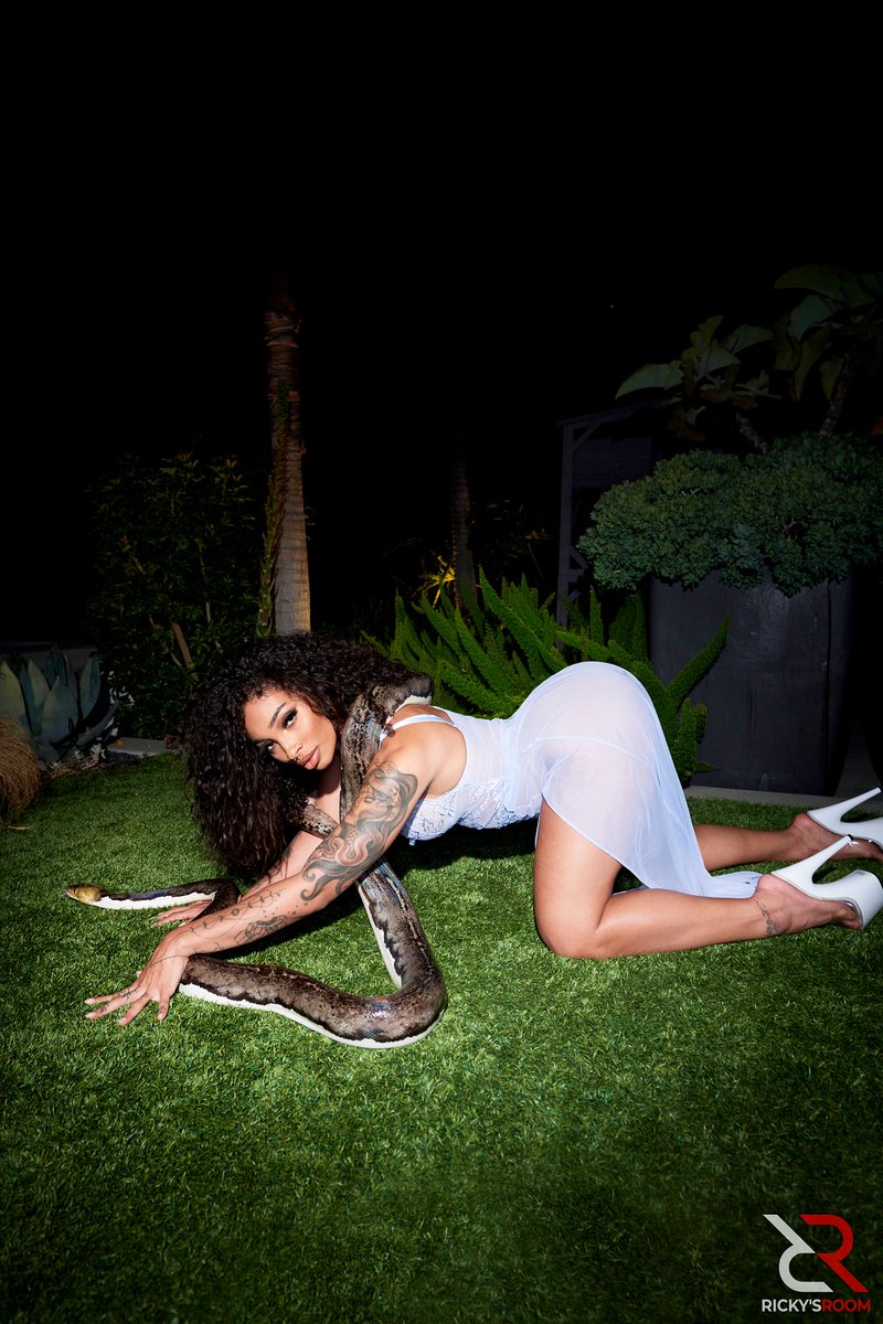 Rising Star PR on Twitter: "Art Appreciation! @itsRickysRoom Releases @Erotic_medusa's Debut