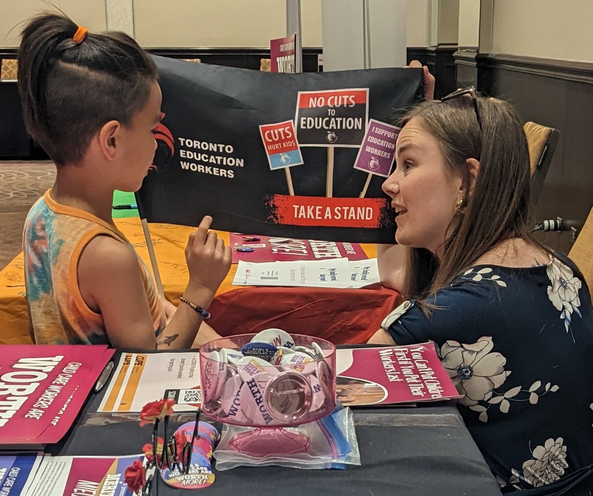 ChildCareON's tweet photo. Thank you to our labour partners! @ChildCareON and @AECEO had a great time this week talking to folks about our Child Care Is Worth More campaign at the @CUPEOntario Convention and today's @OFLabour #EnoughIsEnoughON rally. https://t.co/Wcv1Vc4bQF