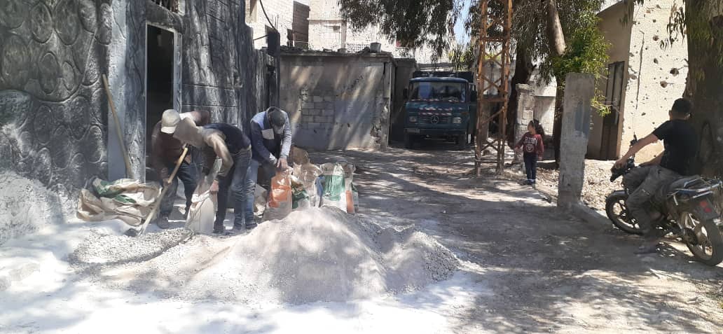 asaad_h89's tweet photo. Additional 110 #Palrefs (added to 193) started thier minor shelters repair in #Deraa camp, as a part of @UNRWA emergency appeal #EA, this project support #Palrefs to return back to thier homes and speed up the recovery process along with restoring #UNRWA services inside the camp https://t.co/HrJ3c940OV