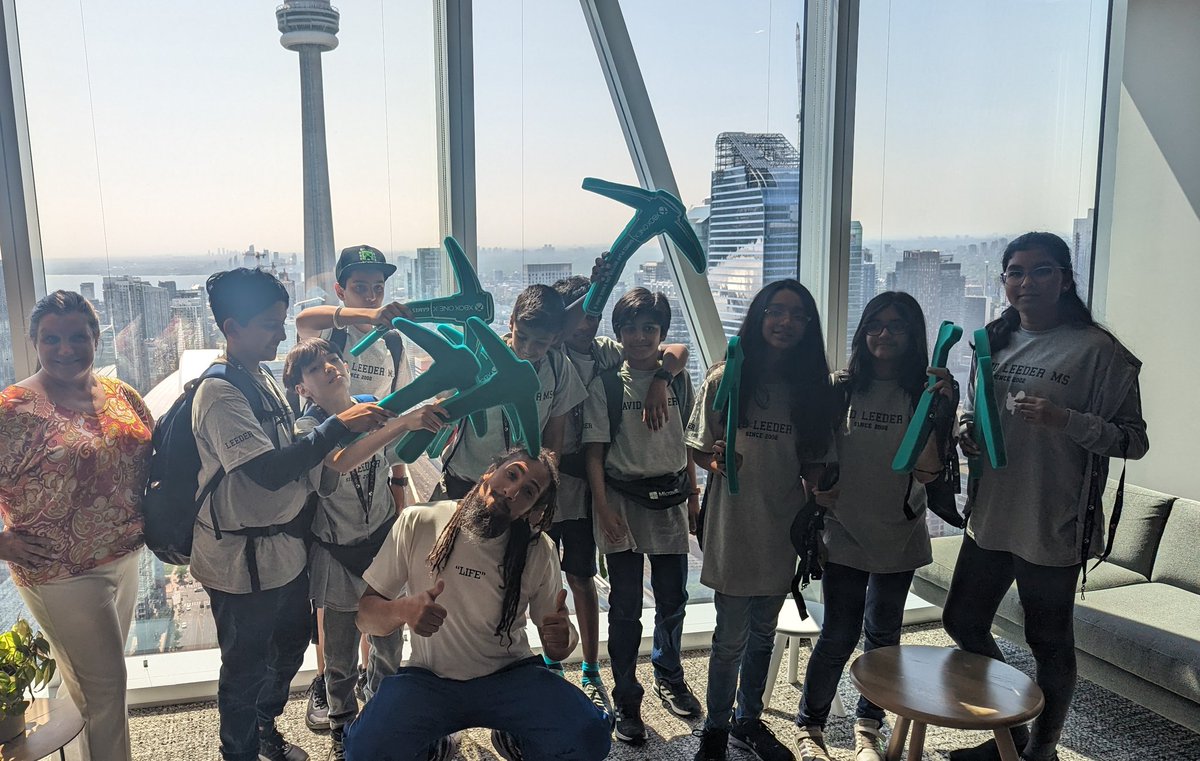 What a battle! ⛏️ Teams @DLMS_MS built a library 📚 of pure imagination 💭 an inclusive eSports arena 🏟️ accessible to all 🎮🕹️ a new Provincial Park 🏞️ and a lunar 🌕 garden 🌱 @PlayCraftLearn with a fantastic view of Toronto thanks to @OntFSEA @FCLEdu #OFSEAMinecraftFinals2023