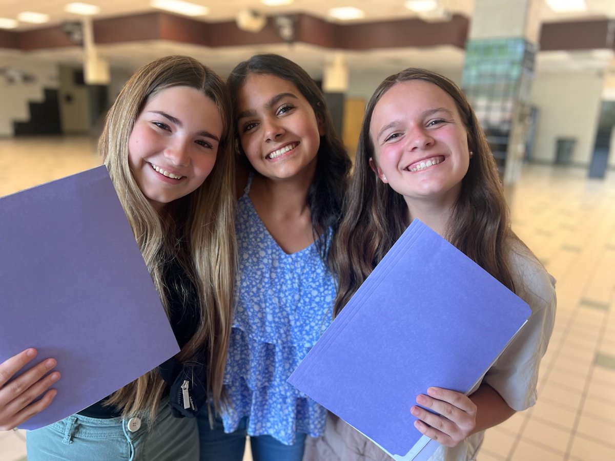 Congratulations to Haizea Sanchez, Victoria Beltran, and Emma Hamby on becoming professional musicians! They auditioned and were selected to do recording sessions in Gainesville! #proudtobeafalcon