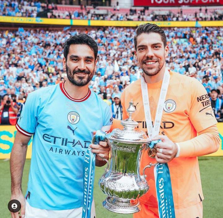futebol_inter12's tweet photo. Manchester City tem campanha impecável na Copa da Inglaterra:

✅ 4-0 vs. Chelsea 
✅ 1-0 vs. Arsenal
✅ 3-0 vs. Bristol City
✅ 6-0 vs. Burnley
✅ 3-0 vs. Sheffield 

O time pode ser campeão sem levar nenhum gol no torneio. Ou perder o título sem levar nenhum gol 🥶 https://t.co/2JDpiLM9bB