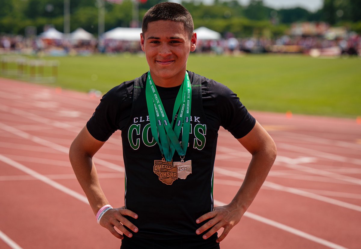 DismantledSpor1's tweet image. Congrats to my dude @joestupka_ of @ClearForkSports. All-Ohio in the 100m, 200m and 400m. Just an unreal day for this kid. Didn’t even make it out of this District last year, but killer work ethic and dedication. Damn impressive @JakeFurr11 @oh_report @MansfieldNJ #trackandfield