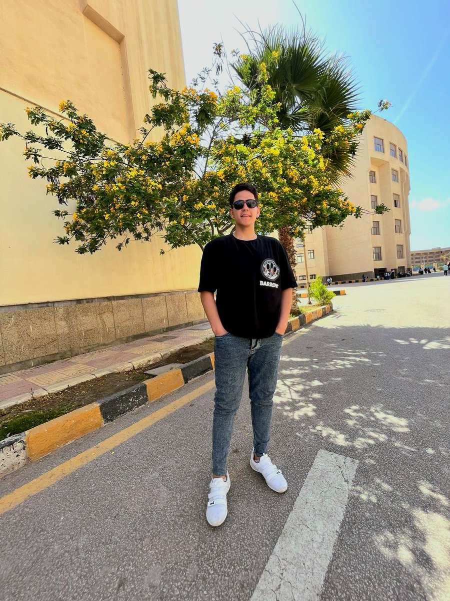 KKhaier's tweet photo. 🖤💣 https://t.co/QBSP2Lg5GY