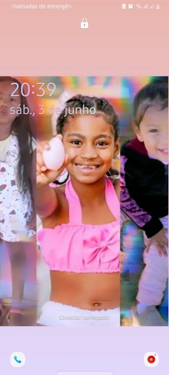 LSO_21's tweet photo. 7 anos de azar pra quem não deixar a tela de bloqueio

•Minhas meninas💕🤲🏿😍 https://t.co/MEEPRt4V2T