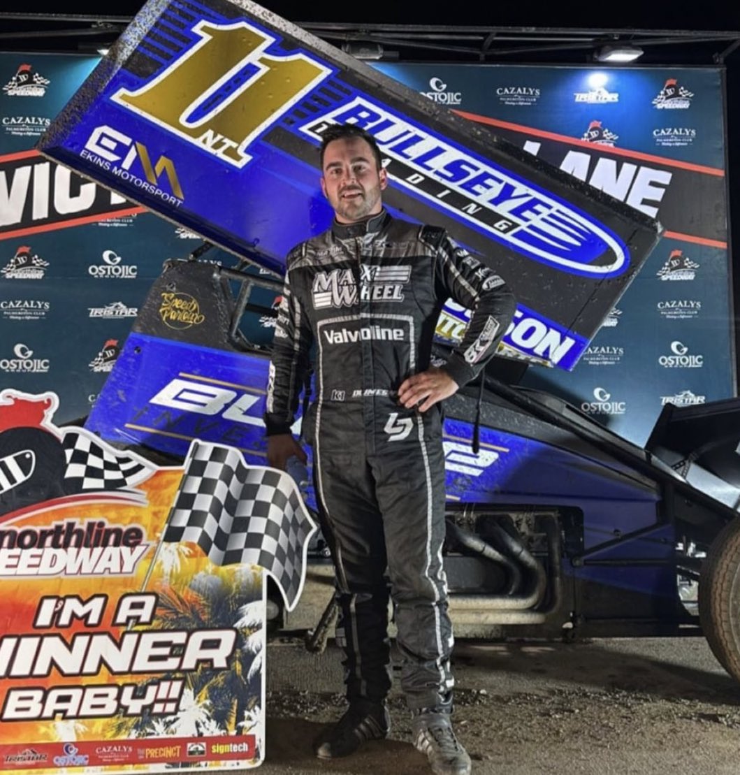 DumesnyRacing's tweet photo. Congratulations @MattDumesny57 and the Ekins Motorsport 11 team for winning last nights feature at Northline Speedway! https://t.co/slvXXoBsIl