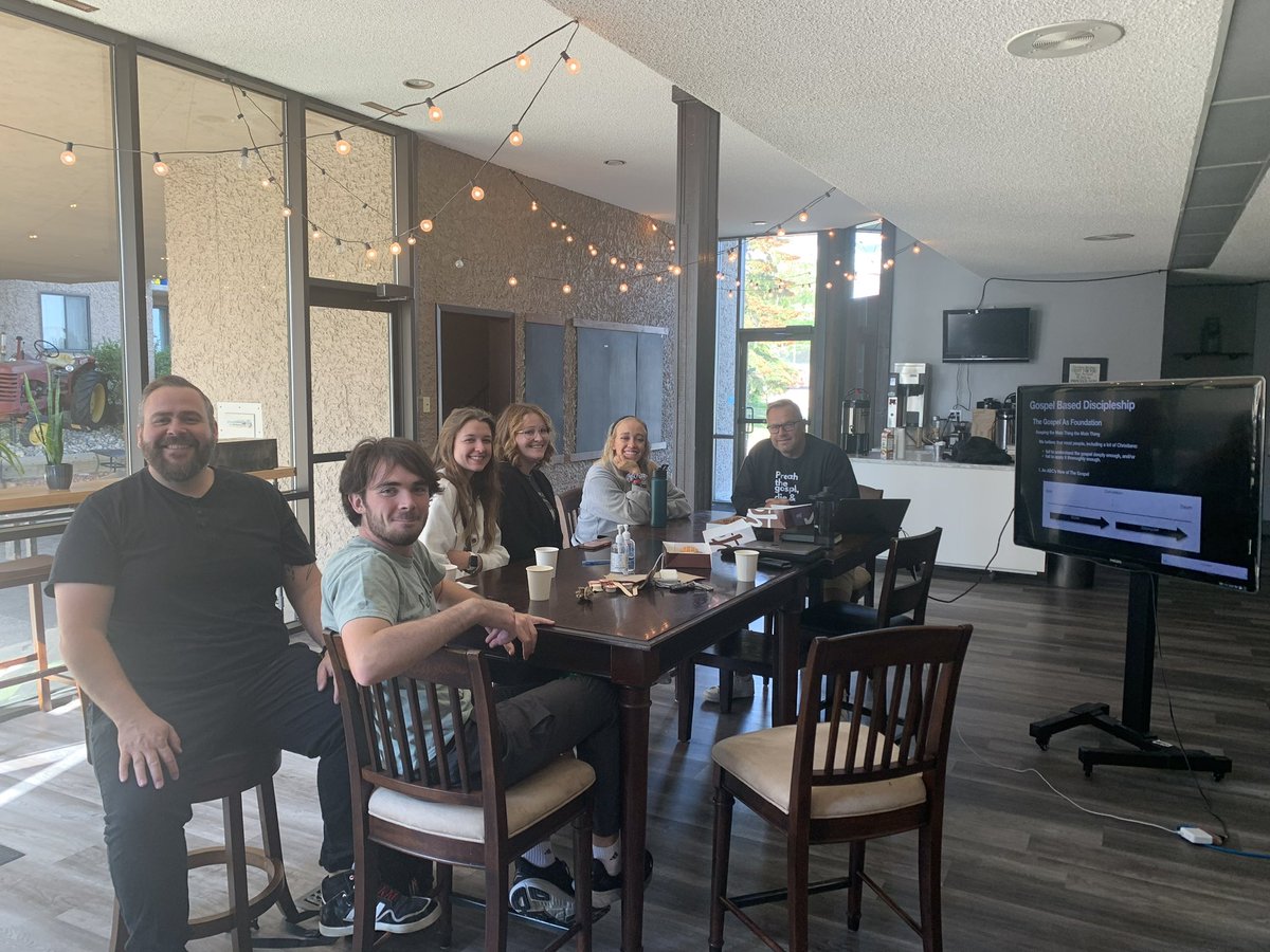 sendcalgary's tweet image. SEND Calgary is excited to welcome this summer’s Gen Send team to the city!! Please pray for them as the learn missional living and engage Calgary with the Gospel!